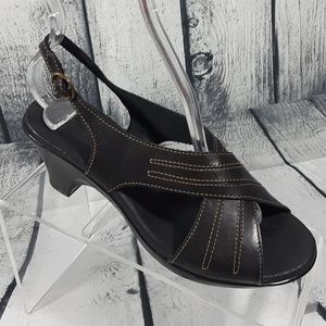 Clarks Shoes - Clarks Women's Black Leather Slingback Sandals 5 Clarks Shoes - Clarks Women's Black Leather Slingback Sandals 5